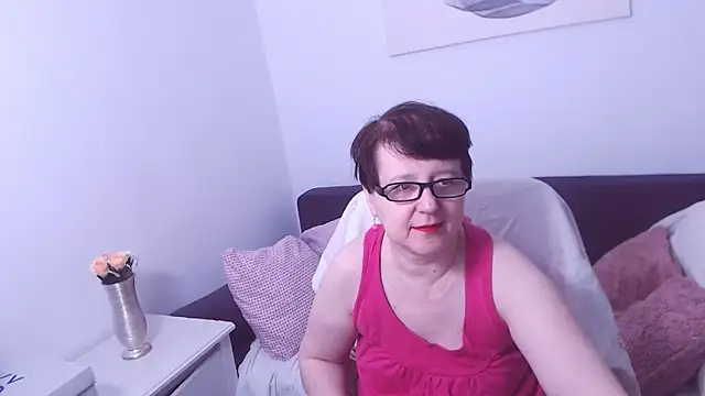 ChristaRose online show from September 19, 2025, 5:57 pm