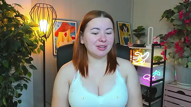 Snapshot of LAYLAxSTAR chatting on January 12, 2026, 7:46 am LAYLAxSTAR online show from January 12, 2026, 7:46 am