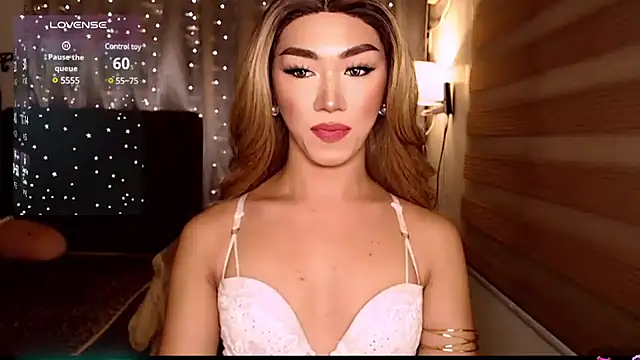 Local Hoelyx online show from December 21, 2024, 2:58 pm