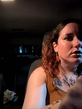 poppergirl69 online show from October 4, 2025, 8:34 am