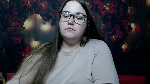 Snapshot of XX_Daniella_XX chatting on February 13, 2025, 4:39 pm XX Daniella XX online show from February 13, 2025, 4:39 pm