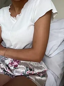 DulceMya6 online show from March 14, 2026, 3:17 pm