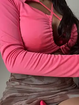 DulceMya6 online show from July 7, 2026, 12:31 pm
