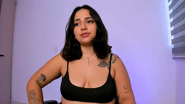 susy angel online show from April 18, 2026, 10:10 pm