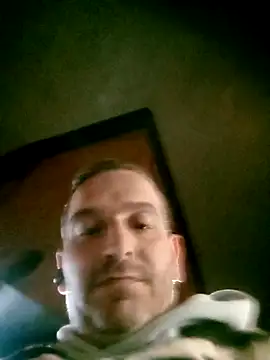Snapshot of maxbigol chatting on December 9, 2024, 8:23 pm maxbigol online show from December 9, 2024, 8:23 pm