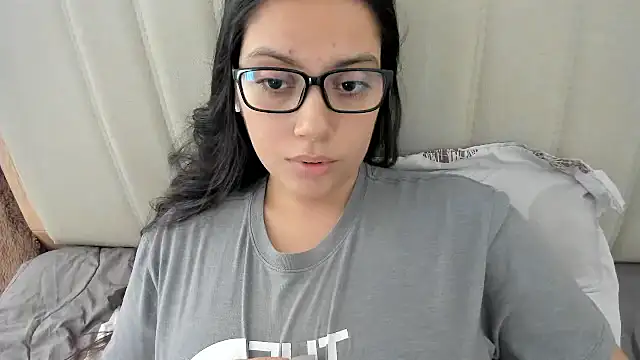 roniewester online show from November 23, 2025, 3:23 pm