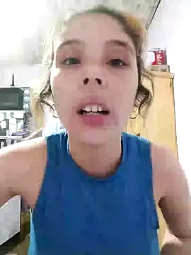 mariamac420 online show from December 8, 2024, 4:25 am