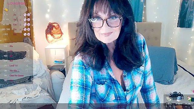 ChantillyBonbon online show from February 12, 2025, 9:22 pm