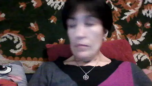 SunnyAmorre online show from September 19, 2025, 10:49 am