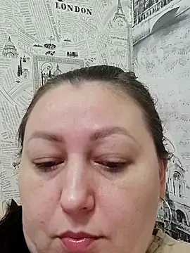 Rini333 online show from December 19, 2025, 10:33 am