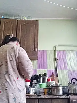 Rini333 online show from February 5, 2026, 9:03 am