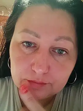 Rini333 online show from March 25, 2026, 10:49 pm