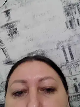 Rini333 online show from April 14, 2026, 2:45 pm