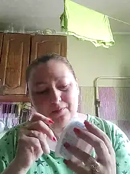 Snapshot of Rini333 chatting on July 13, 2026, 11:02 am Rini333 online show from July 13, 2026, 11:02 am