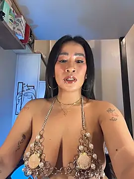 Snapshot of AsianMilfSheryl chatting on April 25, 2026, 7:55 am AsianMilfSheryl online show from April 25, 2026, 7:55 am