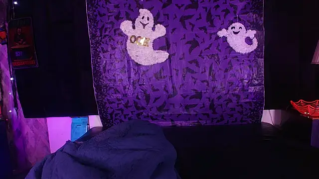 shelsyloreds online show from November 1, 2025, 11:56 am