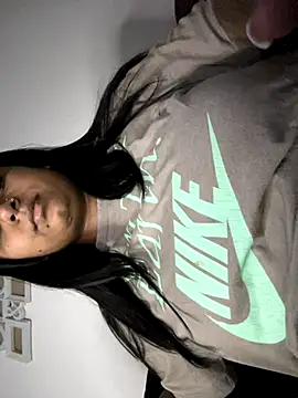 Snapshot of layla_amin chatting on September 10, 2025, 10:32 pm layla amin online show from September 10, 2025, 10:32 pm