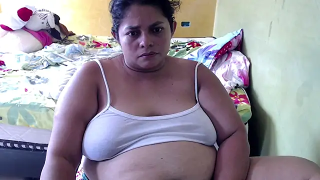 yulieth bbw online show from February 28, 2025, 3:04 pm