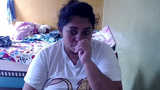 yulieth bbw online show from December 5, 2025, 7:32 pm