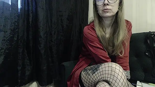 alexandra zaryanova online show from October 25, 2025, 11:51 am