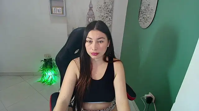 bella 99  online show from October 22, 2025, 12:16 pm