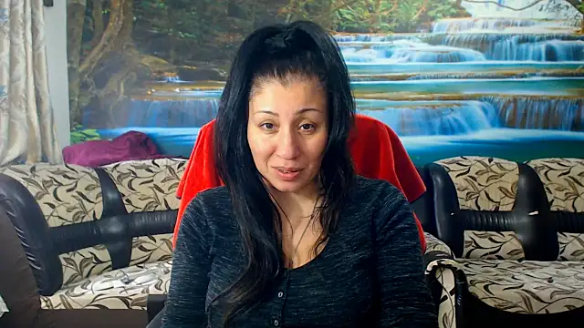 MoistMady online show from February 2, 2026, 10:14 am