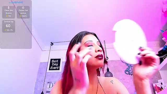 Snapshot of Rebeca_xs chatting on January 23, 2025, 7:22 am Rebeca xs online show from January 23, 2025, 7:22 am