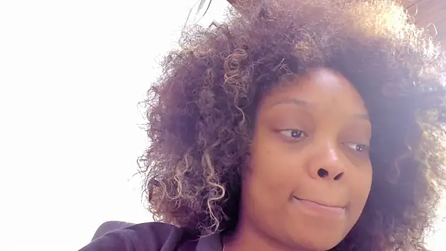 Snapshot of sweetlinddsay chatting on February 28, 2025, 3:26 am sweetlinddsay online show from February 28, 2025, 3:26 am