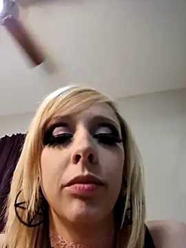 AmethystFoxx online show from March 5, 2025, 7:17 pm