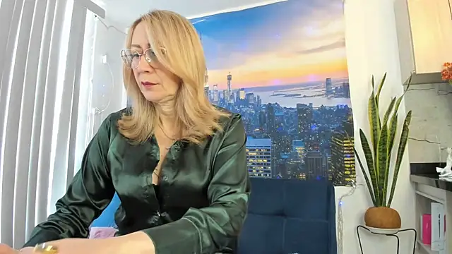 ashleymilf 1 online show from March 15, 2025, 2:23 pm