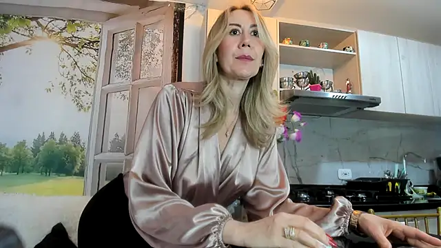 Snapshot of ashleymilf_1 chatting on May 20, 2026, 7:31 pm ashleymilf 1 online show from May 20, 2026, 7:31 pm