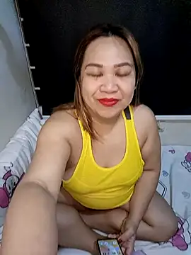 Snapshot of Sweet_asian_kylie chatting on October 10, 2025, 8:52 pm Sweet asian kylie online show from October 10, 2025, 8:52 pm