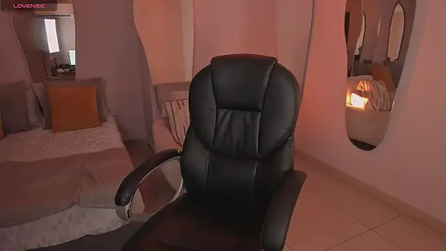 NaomiSainz online show from February 2, 2025, 12:24 pm