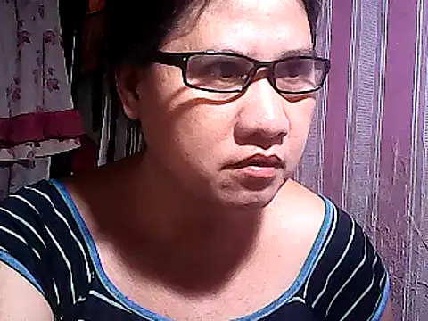 sweetsosie18 online show from March 11, 2025, 7:58 am