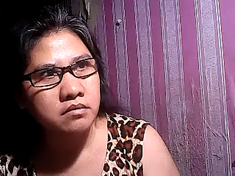 sweetsosie18 online show from March 15, 2025, 4:54 pm