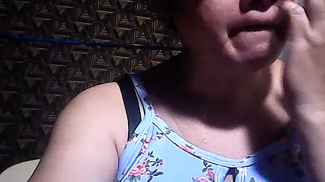 sweetsosie18 online show from March 27, 2026, 6:19 am