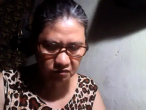 Snapshot of sweetsosie18 chatting on June 12, 2026, 5:50 am sweetsosie18 online show from June 12, 2026, 5:50 am