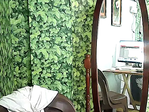 yummy 21xxx online show from October 21, 2025, 12:33 am