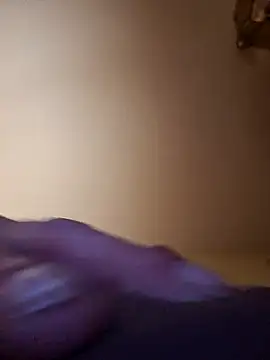 Ladyshaker82 online show from April 13, 2026, 9:09 pm