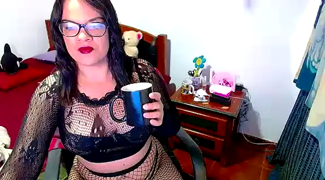 Snapshot of luchiana_hott21 chatting on December 9, 2024, 3:44 pm luchiana hott21 online show from December 9, 2024, 3:44 pm