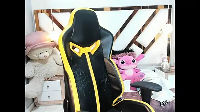 Snapshot of lady_Ary_xx chatting on September 10, 2025, 8:42 pm lady Ary xx online show from September 10, 2025, 8:42 pm