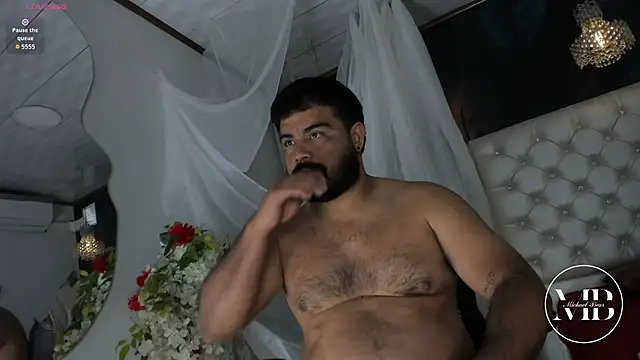 MichaelBear  online show from September 15, 2025, 2:28 pm