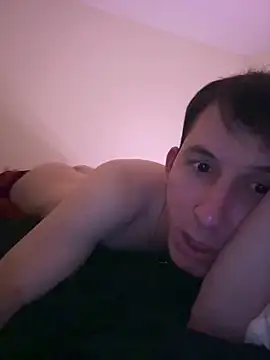 alex2p12 online show from May 27, 2026, 1:24 am