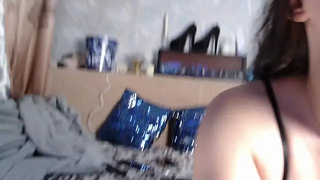 Ria 23 online show from December 5, 2025, 1:58 am