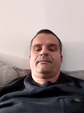sinclaire09 online show from October 16, 2025, 3:13 pm