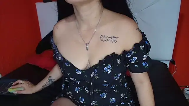 Tania mature online show from November 7, 2025, 5:13 pm