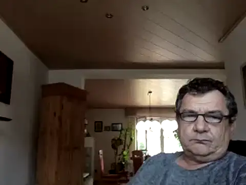 Snapshot of Nobbie444 chatting on July 21, 2026, 10:28 am Nobbie444 online show from July 21, 2026, 10:28 am