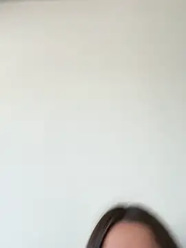 DoriDeluxe66 online show from October 25, 2025, 3:07 pm