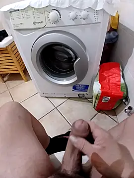 Snapshot of 74bob chatting on December 23, 2025, 7:17 am 74bob online show from December 23, 2025, 7:17 am