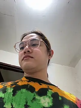 MarieLoveGlamorous online show from November 11, 2025, 12:49 pm